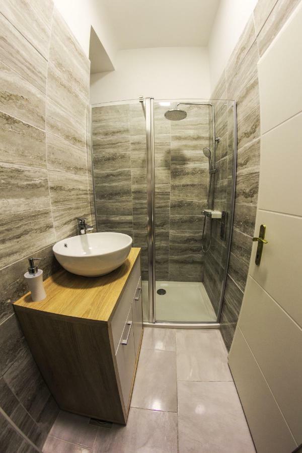 Apartment Jasmin Rijeka Exterior photo